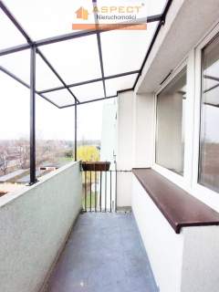 2-pokojowe mieszkanie z balkonem po remoncie CO