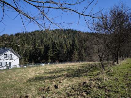 Urocza działka budowlana przy strumyku i lesie