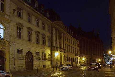 XVIII wieczny pałac w sercu Wrocławia na sprzedaż