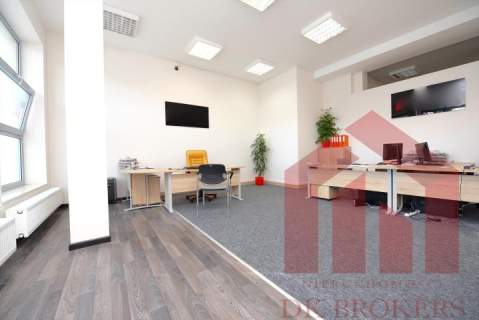 Lokal usługowo - handlowo - biurowy pow. 95 m2