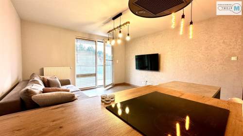 3 Pokoje w apartamentowcu z dużym tarasem.