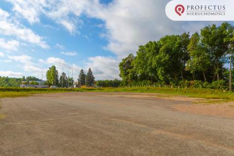 Obiekt 3300 m2 hale biura działka 2 ha suwnica S6