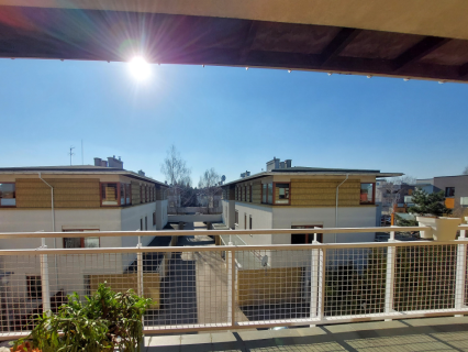 Słoneczne 2 pokojowe mieszkanie z tarasem i garażem