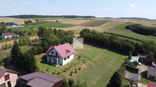 WOLA ROŹWIENICKA - dom z dużą działką