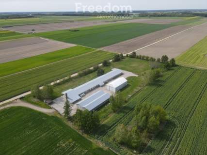 Kompleks budynków komercyjnych - działka 1,1872 ha