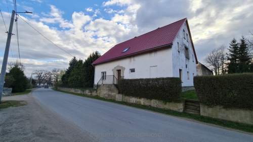 Na sprzedaż dom wolnostojący w Brodziszów