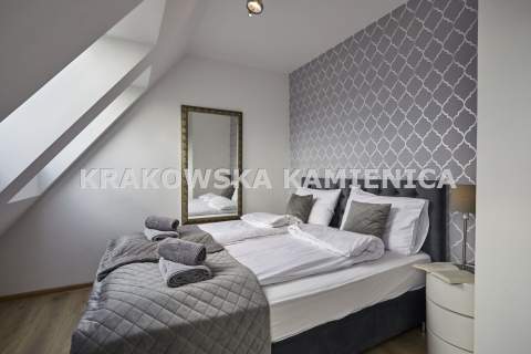 APARTAMENT Z PANORAMĄ NA MIASTO - MIODOWA