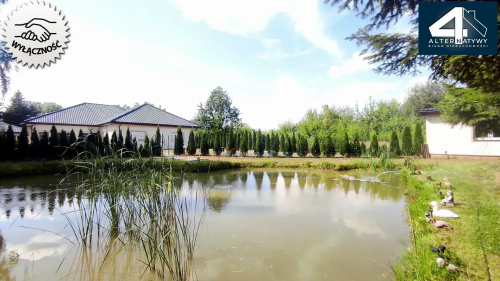 Luksusowy dom ze stawem wodnym - okolice Pabianic