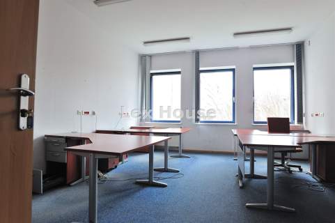 Wynajmę powierzchnię biurową od 10m2 do 3000m2.