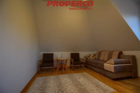 Dom 6 pokoi, 279,80m2, Stopnica.
