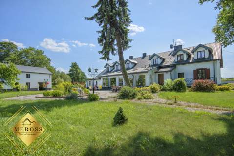 Zalesice gm.Przyrów /obiekt restauracyjno-hotelowy