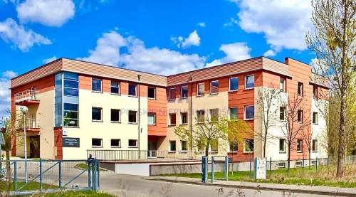 Wolnostojący obiekt usługowo-biurowy
