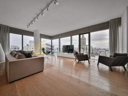 Luxurious Cosmopolitan Apartment Panoramic View