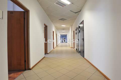Wynajmę powierzchnię biurową od 10m2 do 3000m2.