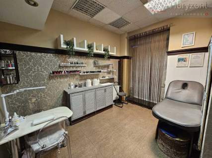 Gotowy salon fryzjersko-kosmetyczny 125m2