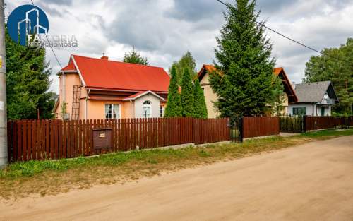Dom na sprzedaż w Grabówce, blisko lasu