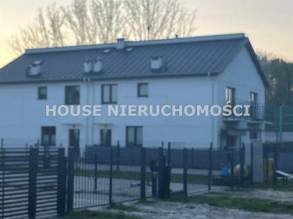 Segment bez nakłądów finasowych Blisko szkoły
