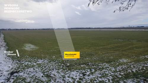 Działka inwestycyjna mieszkaniowo-usługowa, 3,7 ha