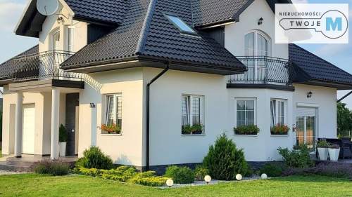 Piękny,praktyczny dom blisko Kielc. Cudna okolica 