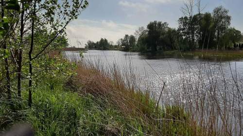 Działka nad morzem z dostępem do rzeki