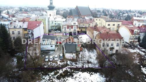 Kompleks budynków w centrum miasta Krosno