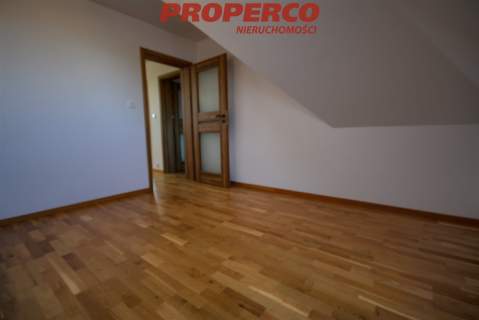 Dom 6 pokoi, 279,80m2, Stopnica.