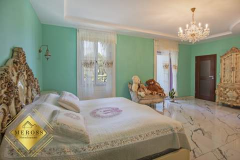 Zalesice gm.Przyrów /obiekt restauracyjno-hotelowy