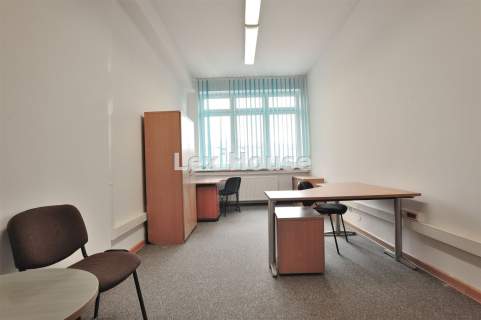 Wynajmę powierzchnię biurową od 10m2 do 3000m2.