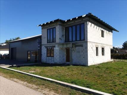 Dom na sprzedaż, 157,03 m2, Leoncin