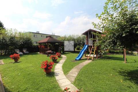 Mieszkanie z ogrodem i garażem Nakło gmina Stubno