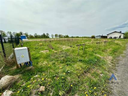 900m2,PROSTOKĄT, 1KM OD TYCHÓW, WYRY, UL. MALINOWA