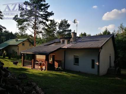 ładne miejsce przy lesie,blisko jeziora