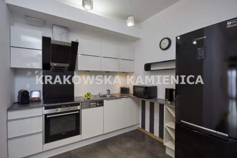 APARTAMENT Z PANORAMĄ NA MIASTO - MIODOWA
