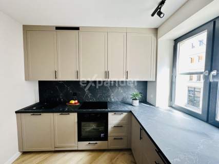 Piękne 2 pokoje/osobna kuchnia/Centrum/remont 2024