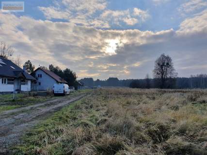 Działka bud/uzbrojona/Malerzów wśród lasów