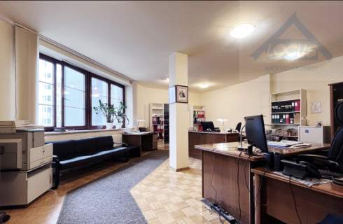 Lokal na biuro 171 m2 Biznesowa Wola przy Mennicy