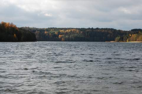 Mazury Stare Juchy działki 3000m2 w okolicach jeziora Garbas