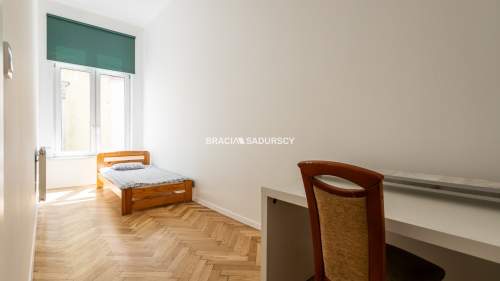 Atrakcyjne mieszkanie w ścisłym centrum Krakowa