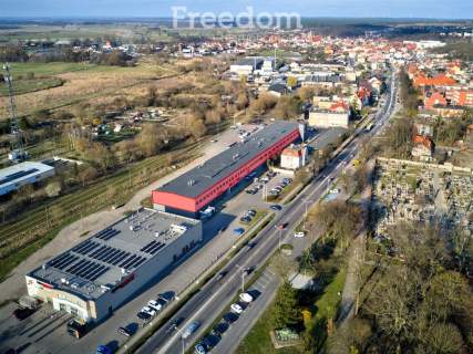 Na sprzedaż piętro budynku handlowo-usługowego