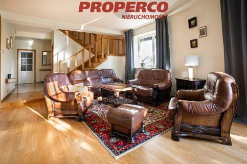 Dom wolnostojący 260 m2, działka 11902m2, Brzeziny