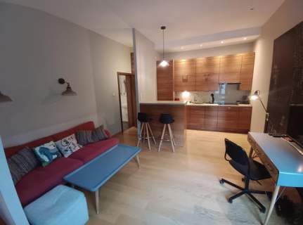 Tamka, 2 pokoje 42m2, Ciche, Kamienica