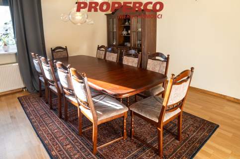 Dom wolnostojący 260 m2, działka 11902m2, Brzeziny