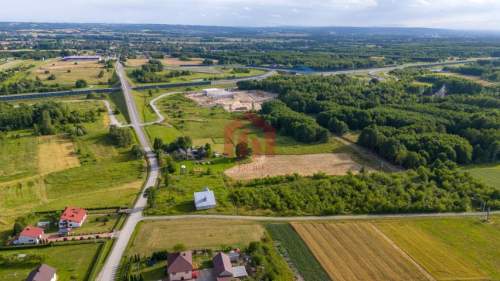 Działka inwestycyjna 500m od Zjazdu z autostrady 