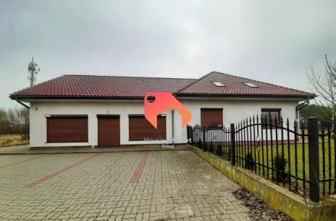 PIĘKNY DOM Z CZĘŚCIĄ USŁUGOWO-HANDLOWĄ CIELE