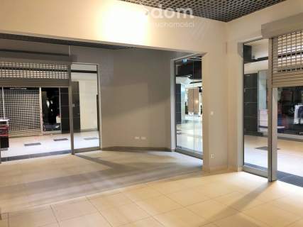 Lokal handlowy z najemcą w Galerii Mazurskiej