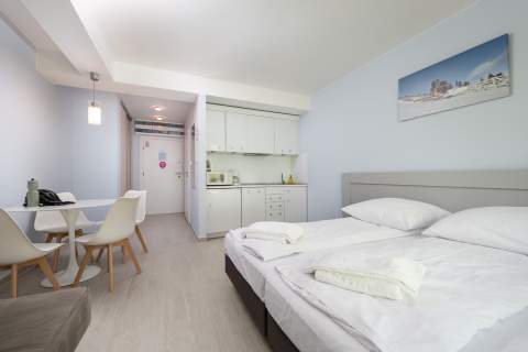 Czarna Góra Resort- studio z miejscem postojowym