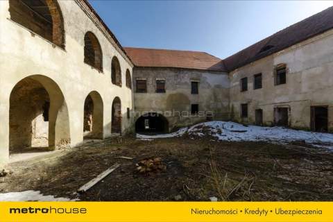Zabytkowy obiekt pod Twierdzą Kłodzko