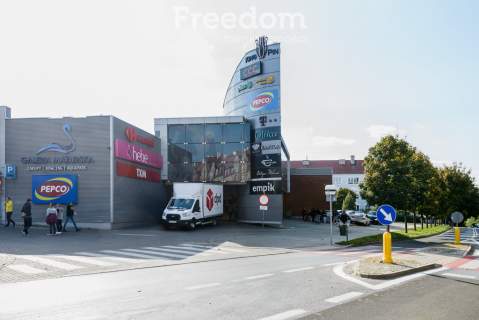 Lokal handlowy z najemcą w Galerii Mazurskiej