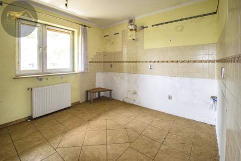 PÓŁ DOMU NA SPRZEDAŻ - 160M2 - DO REMOMTU - WITKÓW