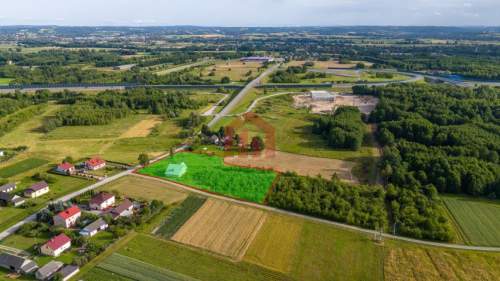 Działka inwestycyjna 500m od Zjazdu z autostrady 